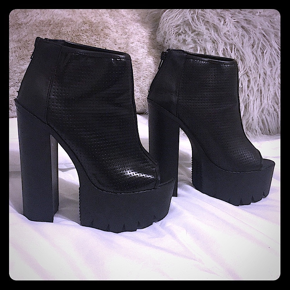 Platform peep toe booties